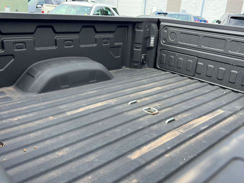 Used 2025 Chevrolet Silverado 2500 LTZ w/ LTZ Convenience Package AWD/4WD image 8
