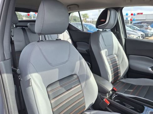 Certified 2024 Nissan Kicks SR w/ SR Premium Package image 25