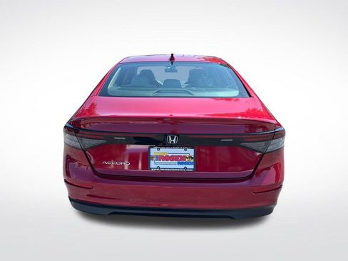 Certified 2023 Honda Accord EX image 4