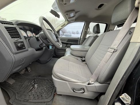 Used 2008 Dodge Ram 1500 Truck ST image 17