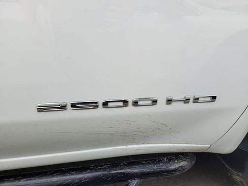 Used 2021 GMC Sierra 2500 4x4 Crew Cab w/ Convenience Package image 3