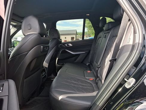 Used 2023 BMW X5 sDrive40i w/ Climate Comfort Package RWD image 10