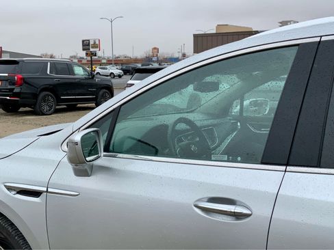 Used 2019 Buick Enclave Essence w/ Trailering Package, 5000 lbs. image 11