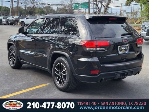 Used 2020 Jeep Grand Cherokee Trailhawk image 3