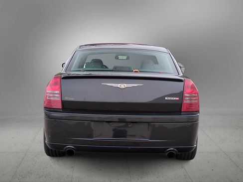 Used 2006 Chrysler 300 SRT8 w/ SRT Option Group I image 7
