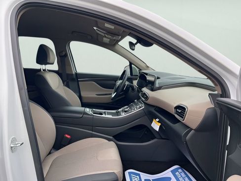 Used 2023 Hyundai Santa Fe SEL image 12