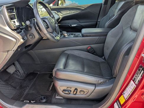 Certified 2023 Lexus RX 350 w/ Accessory Package (Z1) image 5