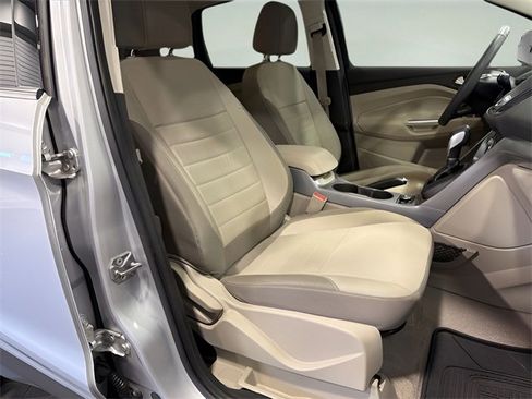 Used 2015 Ford Escape SE w/ Equipment Group 201A image 14