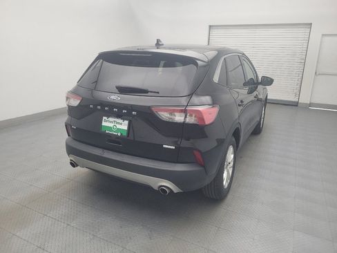 Used 2020 Ford Escape SE image 7