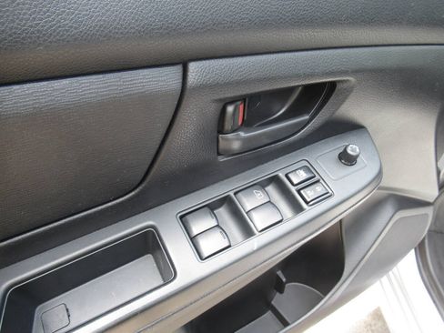 Used 2013 Subaru Impreza 2.0i AWD/4WD image 17