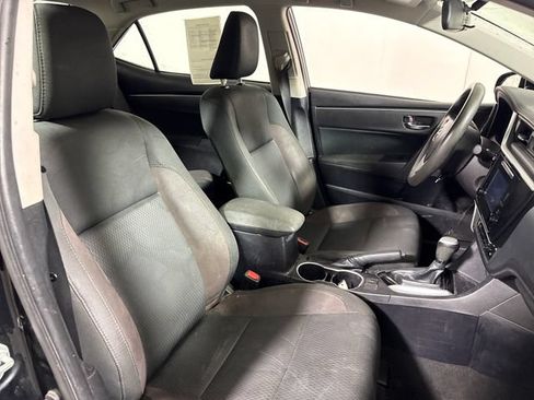 Used 2019 Toyota Corolla LE FWD image 13