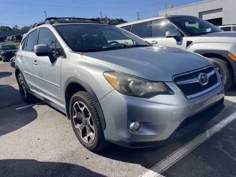 Used 2014 Subaru Crosstrek 2.0i Limited AWD/4WD image 1