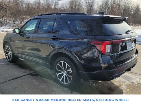 Used 2025 Ford Explorer ST-Line image 5
