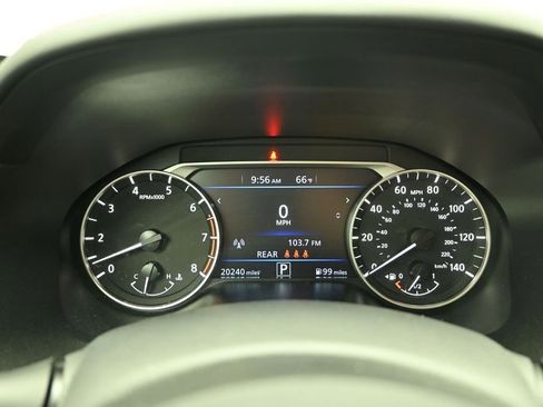 Used 2025 Nissan Altima 2.5 SR AWD/4WD image 15