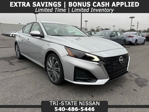 New 2025 Nissan Altima 2.5 SL image 1