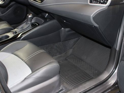Used 2021 Toyota Corolla XSE FWD image 40