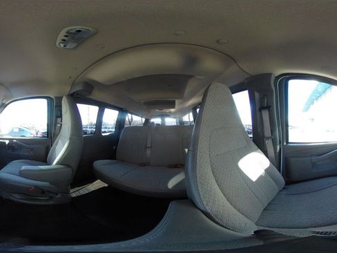 Used 2025 GMC Savana 3500 LT w/ LT Preferred Equipment Group image 41