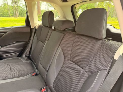 Used 2022 Subaru Forester Premium AWD/4WD image 25