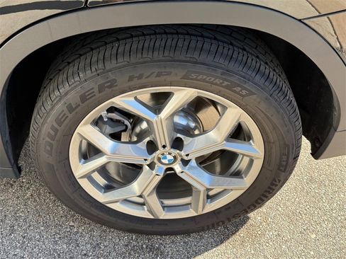Used 2024 BMW X3 xDrive30i w/ Premium Package image 7