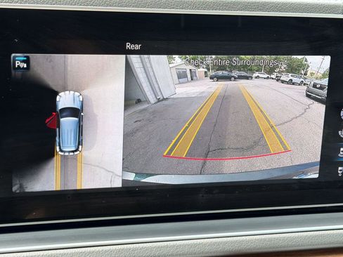 Used 2020 Mercedes-Benz GLE 450 4MATIC w/ AMG Line Exterior image 22