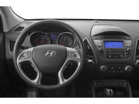 Used 2015 Hyundai Tucson Limited w/ Option Group 03 FWD image 9