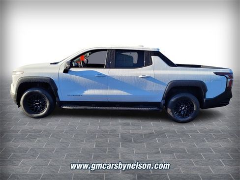 New 2025 Chevrolet Silverado EV LT image 3