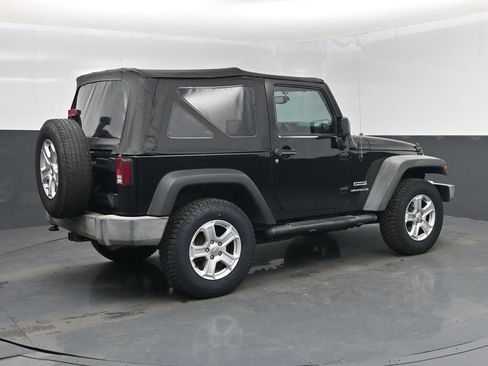 Used 2016 Jeep Wrangler Sport w/ Quick Order Package 24S AWD/4WD image 3