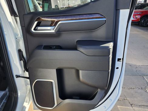 New 2026 GMC Sierra 1500 Elevation image 39