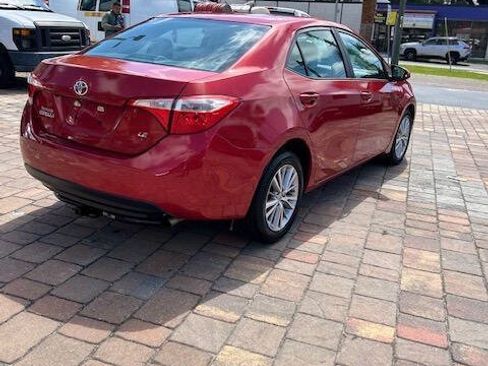 Used 2015 Toyota Corolla LE FWD image 6