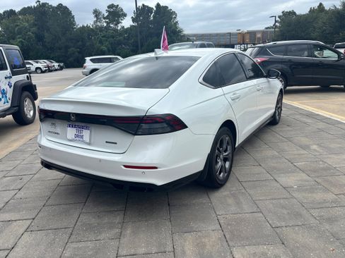Used 2024 Honda Accord EX-L image 5