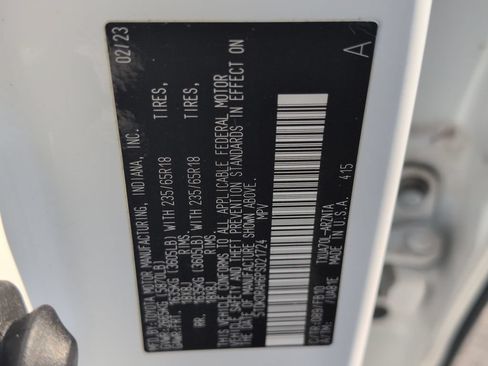 Used 2023 Toyota Highlander L FWD image 35