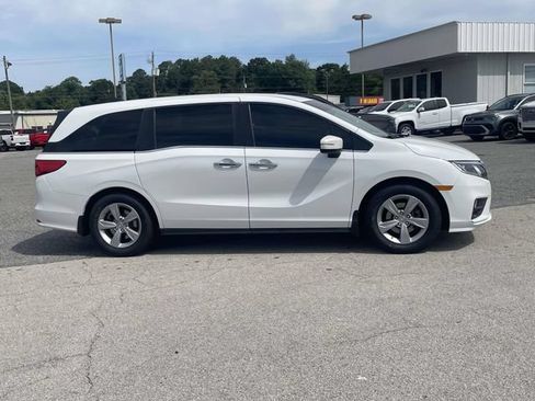 Used 2020 Honda Odyssey EX image 2