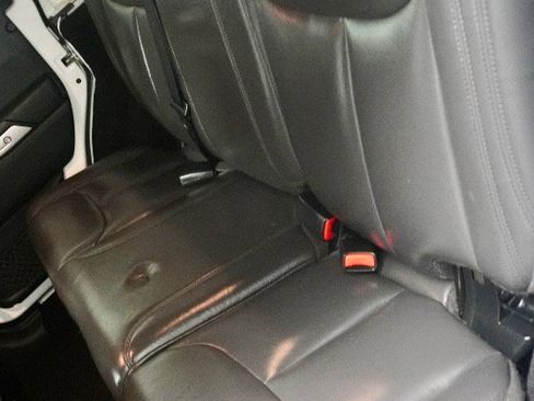 Used 2016 Jeep Wrangler Unlimited Sahara w/ Max Tow Package image 5