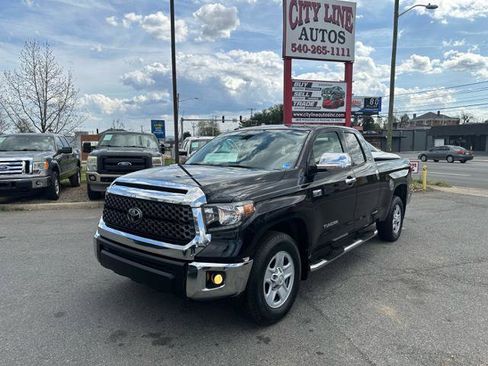 Used 2018 Toyota Tundra SR5 w/ SR5 Upgrade Package image 9