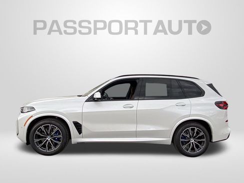 New 2026 BMW X5 xDrive40i w/ M Sport Package AWD/4WD image 2