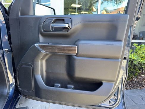 Used 2021 Chevrolet Silverado 1500 RST image 20