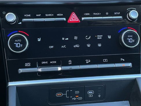 Used 2025 Hyundai Santa Fe SEL image 34