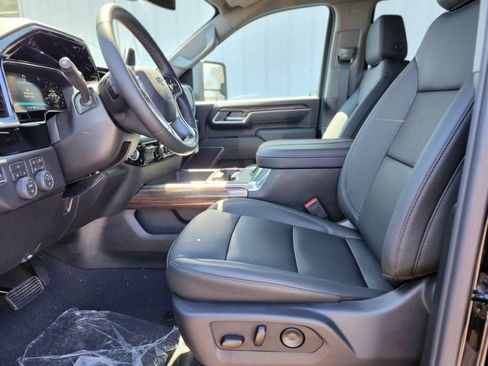 New 2026 Chevrolet Silverado 2500 LT w/ Trail Boss Package AWD/4WD image 15