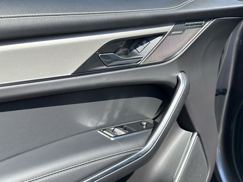 Certified 2025 Jaguar F-PACE R-Dynamic S image 13