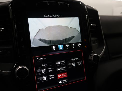 Used 2021 RAM 2500 Big Horn w/ Level 2 Equipment Group image 17