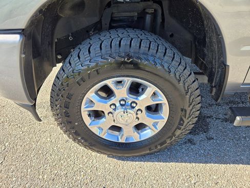 Used 2023 RAM 3500 Laramie AWD/4WD image 12