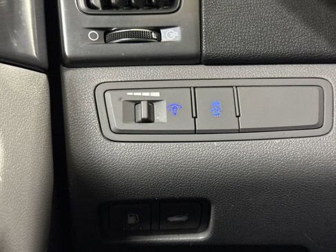 Used 2015 Hyundai Sonata Hybrid image 18