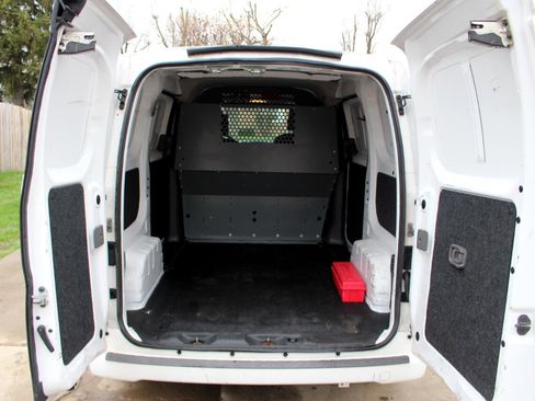 Used 2018 Nissan NV200 SV image 28