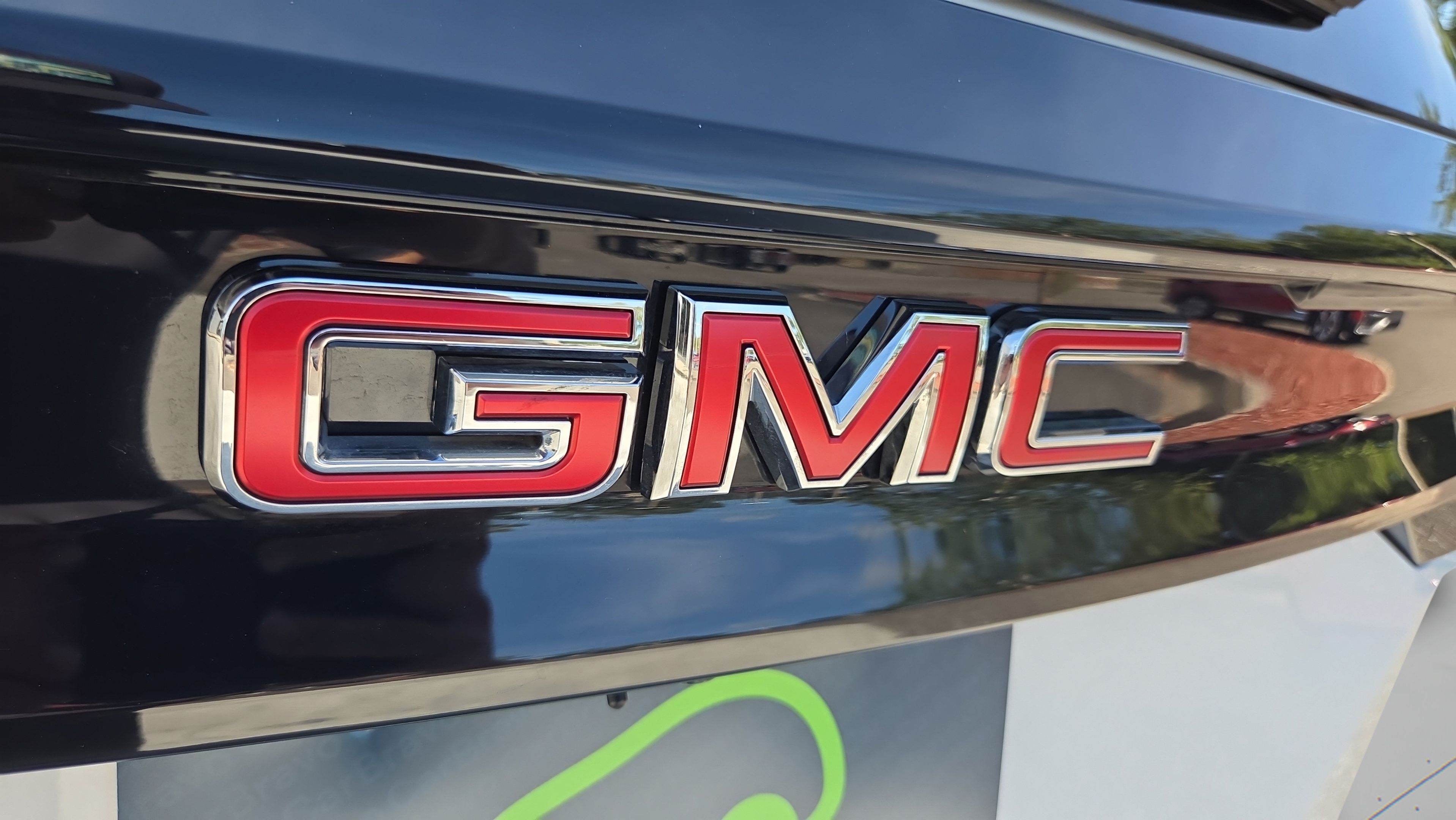 Certified 2026 GMC Acadia Elevation w/ Elevation Premium Package FWD image 29