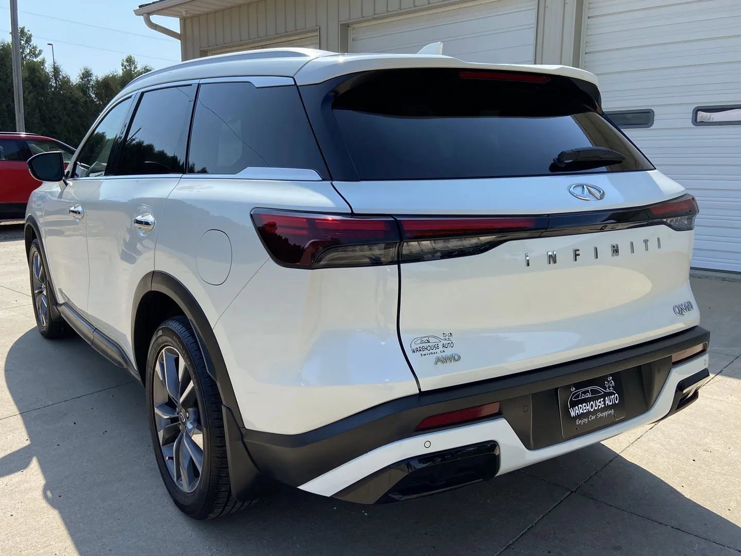 Used 2023 INFINITI QX60 Luxe AWD/4WD image 5