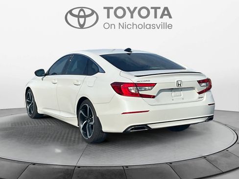 Used 2022 Honda Accord Sport image 4