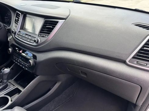 Used 2016 Hyundai Tucson Limited FWD image 16