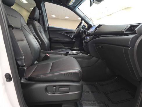 Used 2022 Honda Ridgeline Black Edition image 28