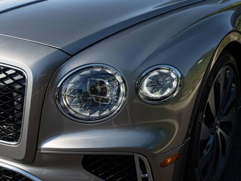 New 2026 Bentley Flying Spur Plug-In Hybrid AWD/4WD image 18