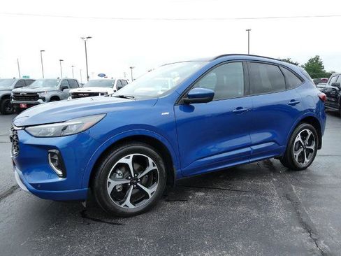 Certified 2023 Ford Escape ST-Line Elite w/ Premium Technology Package AWD/4WD image 8